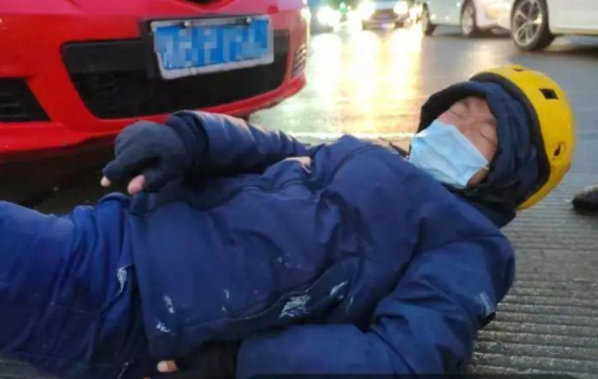 撞倒外卖小哥后，浙江女子的决定出乎意料