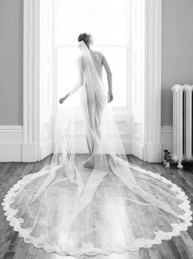 裸体婚纱照你敢吗？