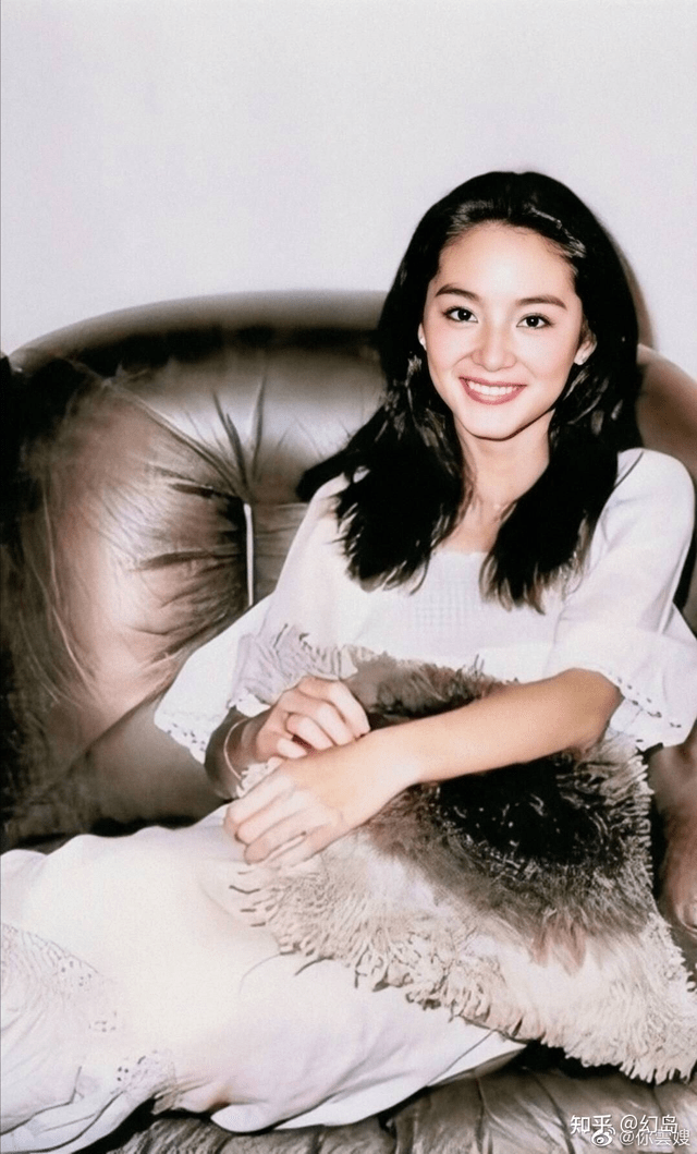 林青霞，价值42亿的超级豪宅陷入火海