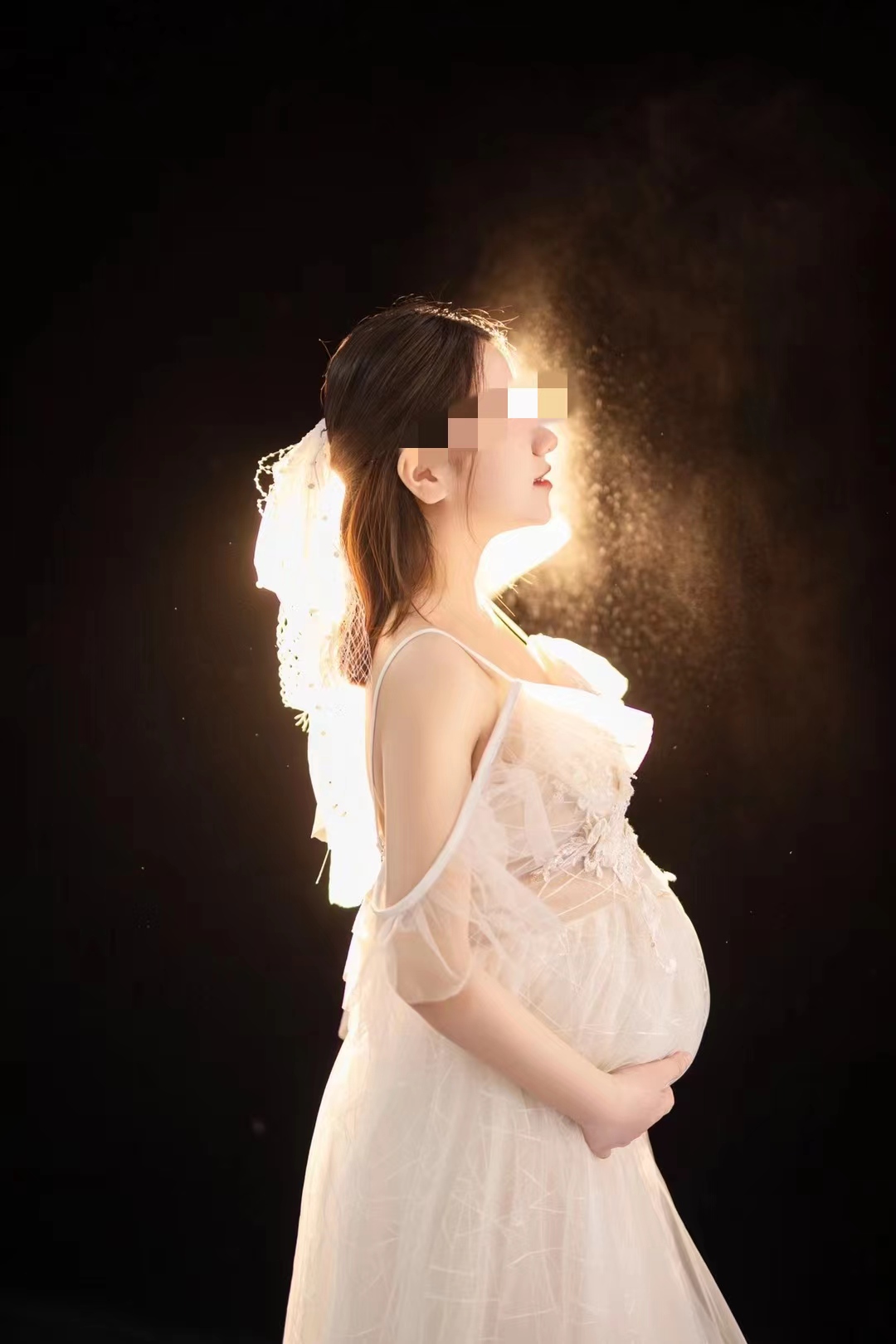 曾经最爱的前女友嫁给他人