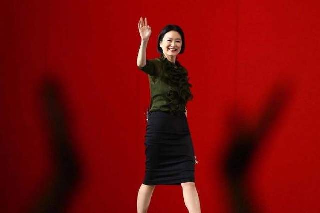 林青霞，价值42亿的超级豪宅陷入火海