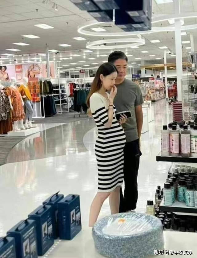 章泽天29岁怀二胎，她才是人间清醒