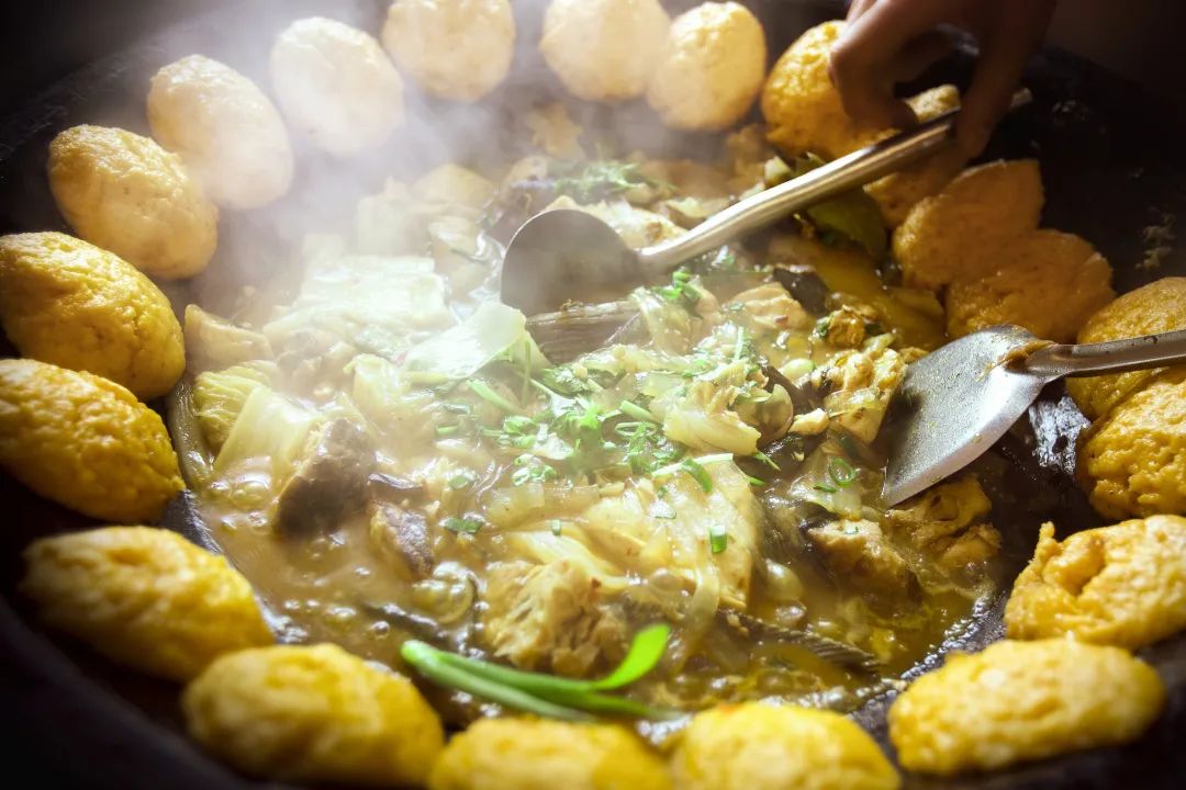 爷爷的那口饼锅  撑起了绵长的家乡味