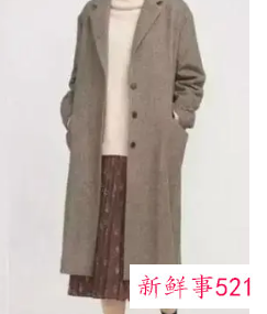 梦见自己穿大衣