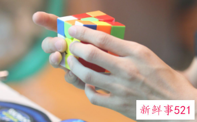 魔方教程公式口诀七步 新手入门