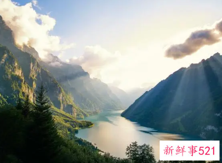 一叫就占便宜的网名