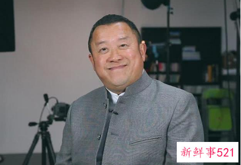 歌神张学友担任港姐嘉宾