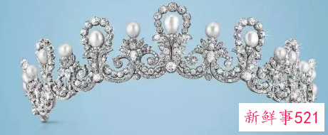 梦见冕状头饰有什么征兆