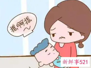 婴儿一定要抱着走坐着都哭