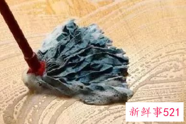 地板纹理脏了怎么处理呢