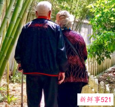 老人临终前儿女要在旁边