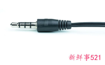 半导体温度传感器的工作原理