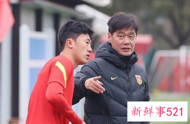 曝李霄鹏未达足协要求已准备下课