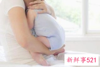 梦见自己怀孕快生了四个女孩