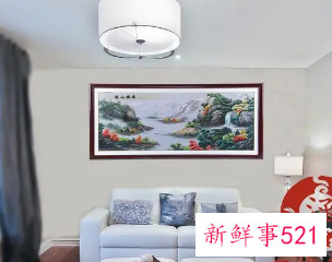 属虎的客厅挂什么讲究