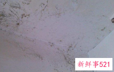 下雨天地面渗水