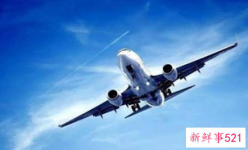 坐飞机时要提前多久到机场