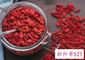 保温杯可以长时间泡枸杞吗