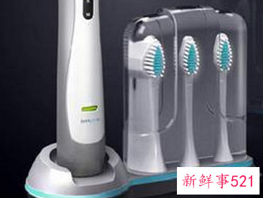 电动牙刷怎么用