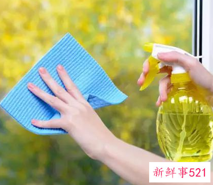 擦玻璃有什么小妙招