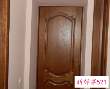 木门什么颜色好看高档