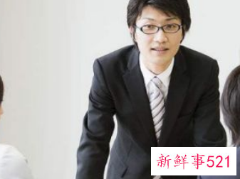 沟通过程的第一个步骤是