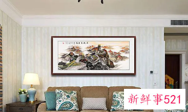 沙发背景墙在西面挂什么画好