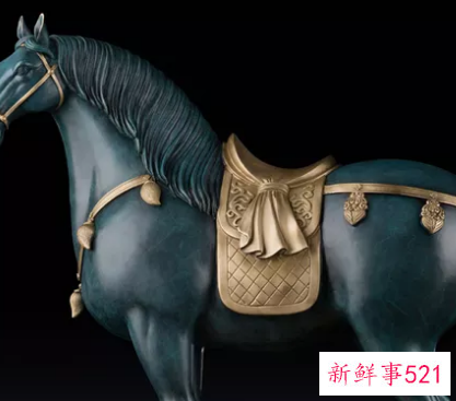 客厅摆什么镇宅又吉祥