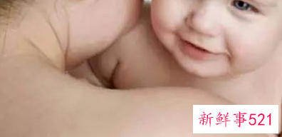 四个月宝宝怎么抱姿势正确