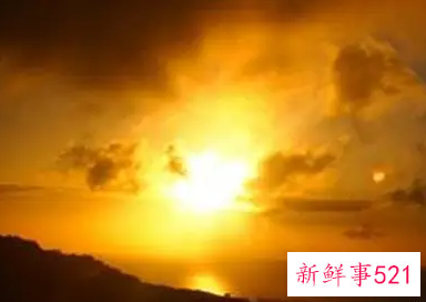 梦见日月行预示是什么