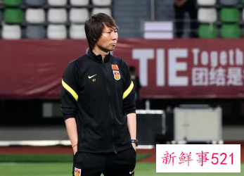 曝李霄鹏未达足协要求已准备下课