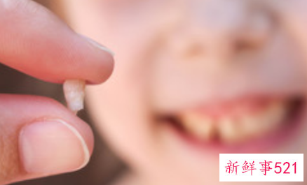 未婚女梦见自己掉牙寓意什么