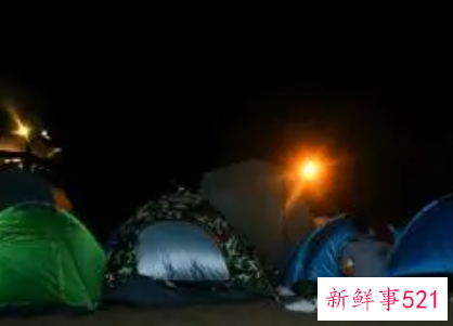 梦见在山谷中露营是什么意思