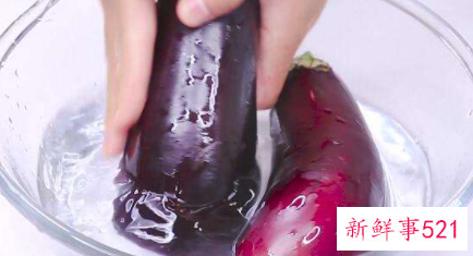 茄子把煮水能治咳嗽吗