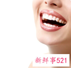 梦见牙齿松动脱落吐出一把