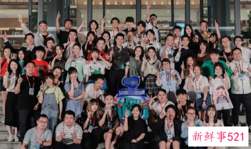 《中餐厅5》低调录制,龚俊带锅上节目成亮点