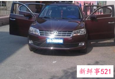 夏天车里太热怎么在里面休息