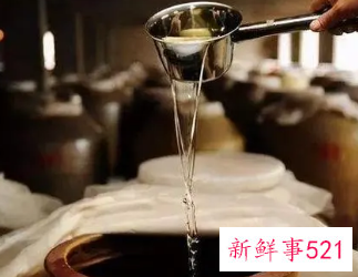 纯高粱酒的口感微苦