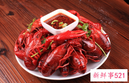 小龙虾和什么相克