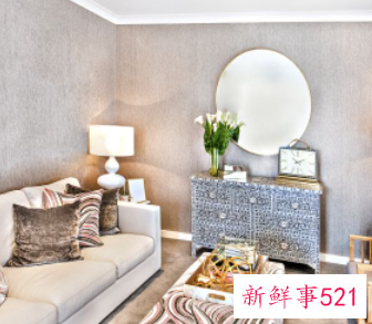 请问新家客厅怎么摆设