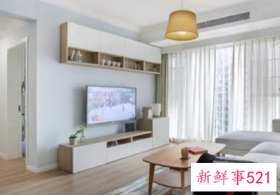 请问新家客厅怎么摆设