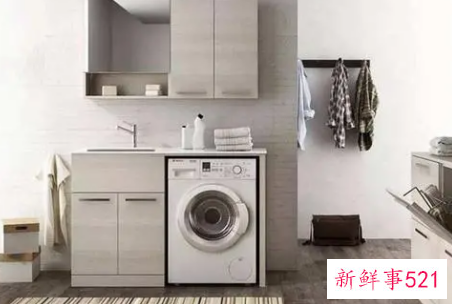 洗衣机摆放在哪里最合适