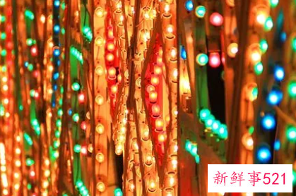 梦见彩灯是什么意思