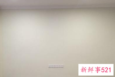 被烟熏黑的墙用什么去除