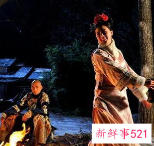 刘诗诗特意叮嘱袁弘记得帮吴奇隆带衣服