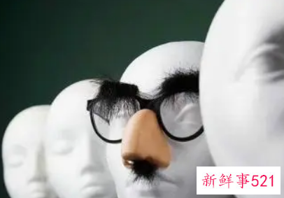 心机重的人眼神特点