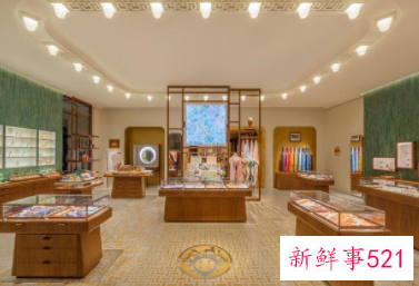 爱马仕落户河南郑州，市民疯狂排队四个时