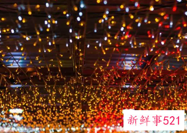 梦见彩灯是什么意思