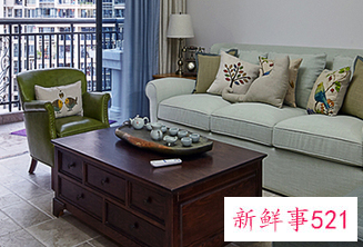 客厅茶几如何摆放漂亮干净