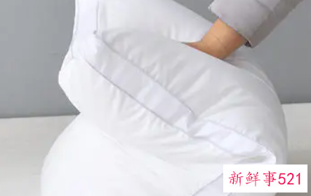 清洗枕头如何保持蓬松柔软